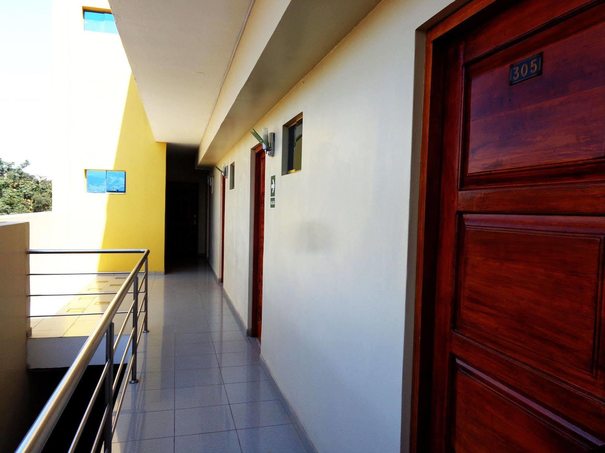 Colon Plaza Hotel Ica Exterior foto